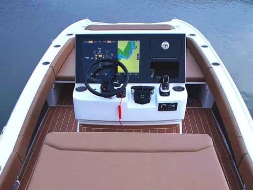 Volare Artemis 23 helm and forward cockpit viewed from the stern.