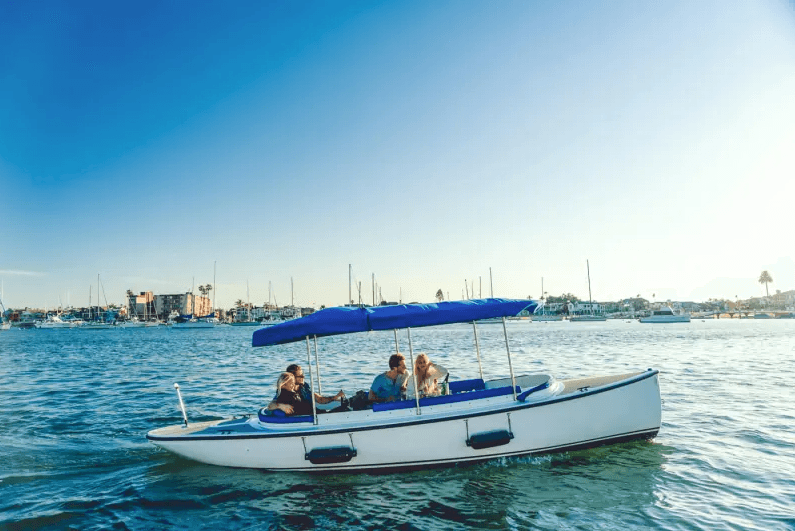 2022 Vision Marine Fantail